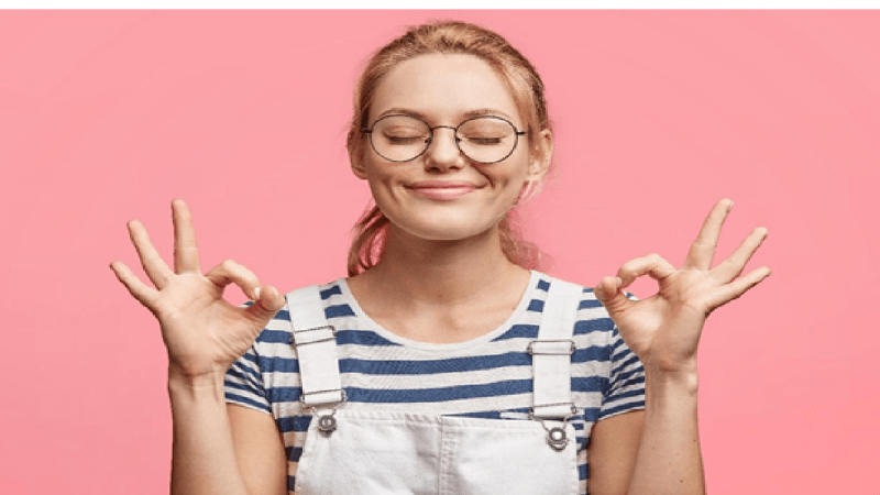Every body should be positive (by @wayhomestudio on Freepik.com)   Every body should be positive (by @wayhomestudio on Freepik.com)